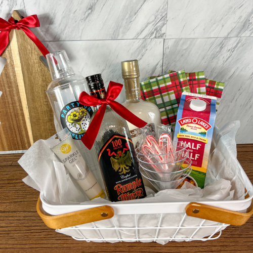 Peppermint Martini Cocktail Kit with vodka and peppermint schnapps